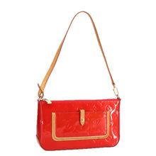 Load image into Gallery viewer, Louis Vuitton Red Vernis Pochette
