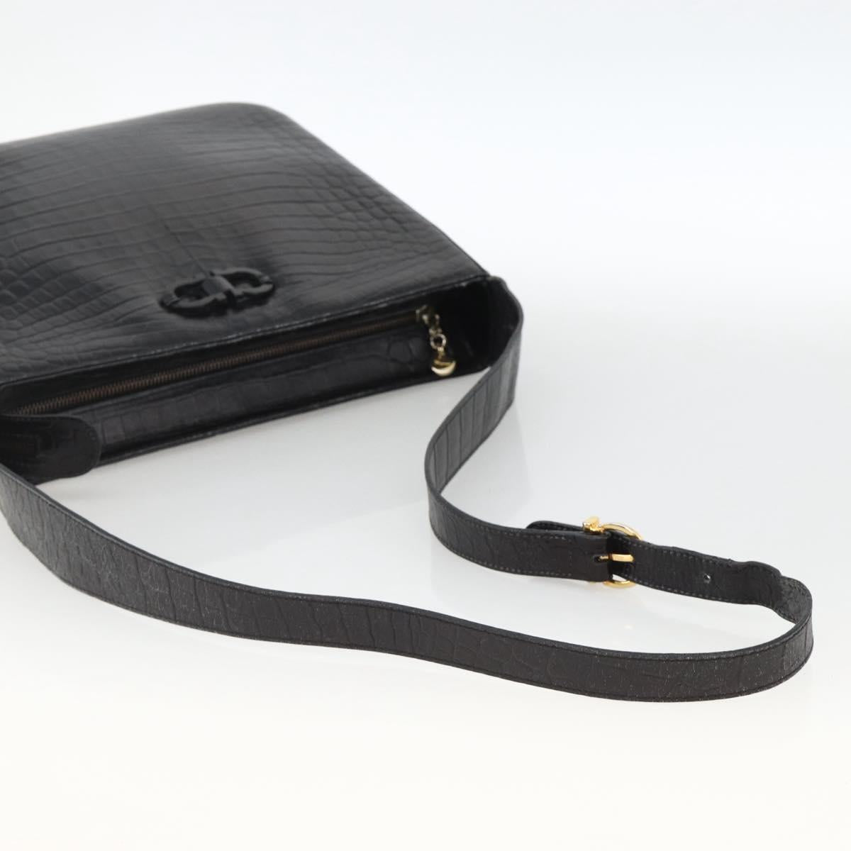 Ferragamo Black Leather Shoulder Bag