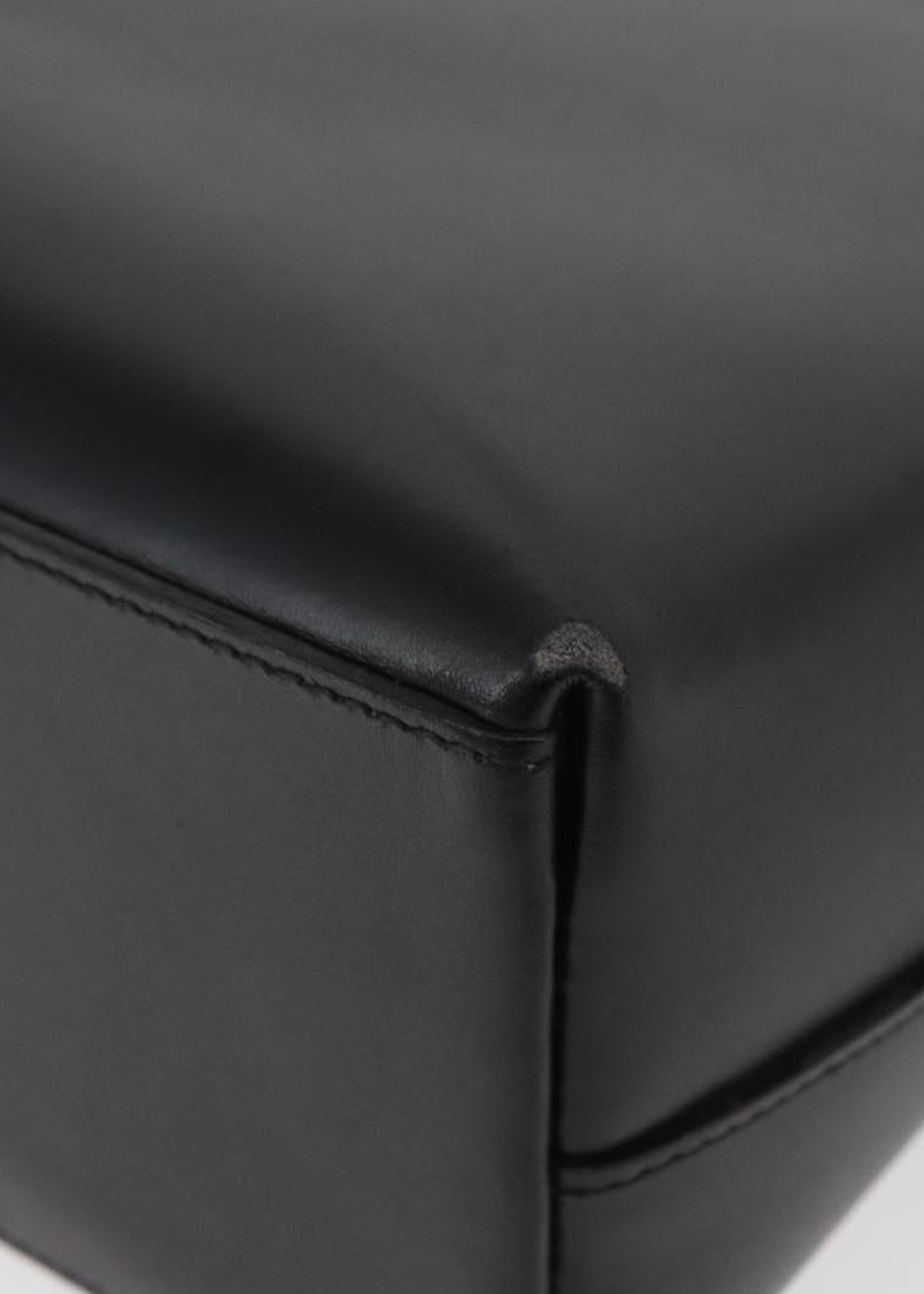 Gucci Black Bamboo Handbag