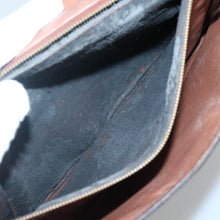 Load image into Gallery viewer, Louis Vuitton Monogram Clutch
