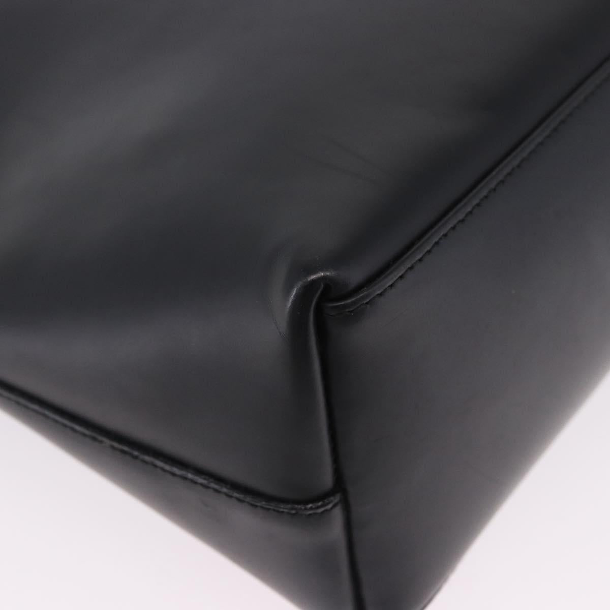 Gucci Black Leather Shoulder Bag with Silver Strap