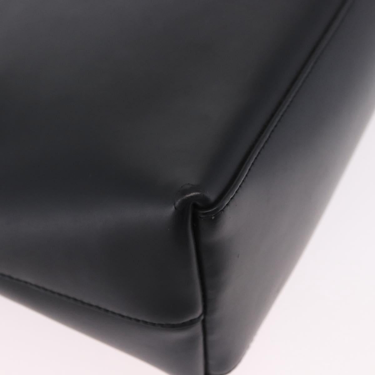 Gucci Black Leather Shoulder Bag with Silver Strap