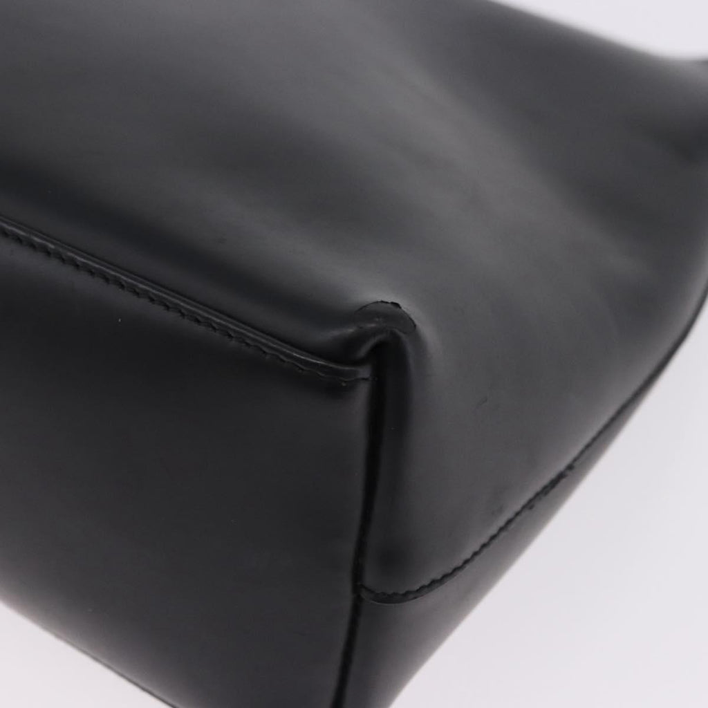 Gucci Black Leather Shoulder Bag with Silver Strap