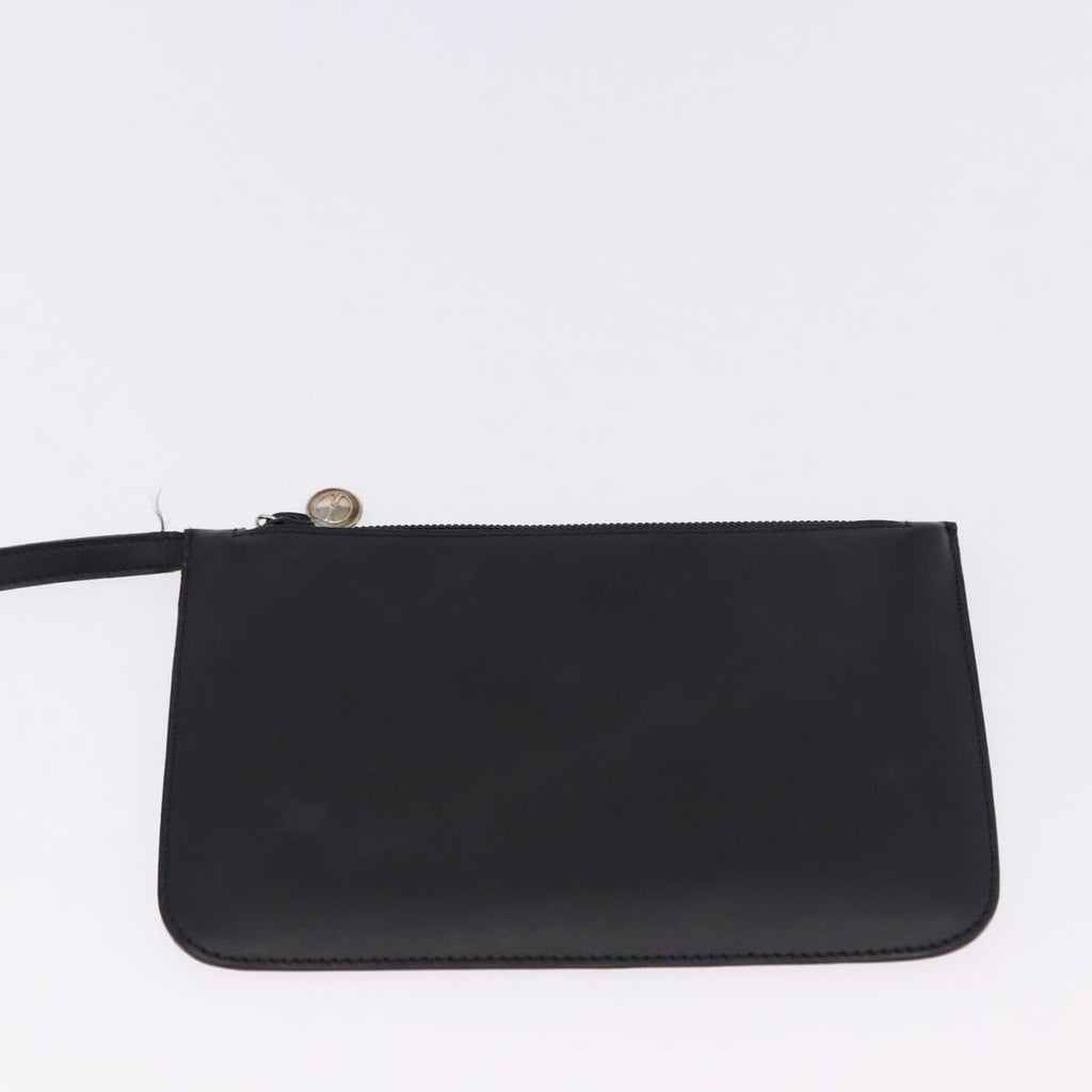 Gucci Black Leather Shoulder Bag with Silver Strap