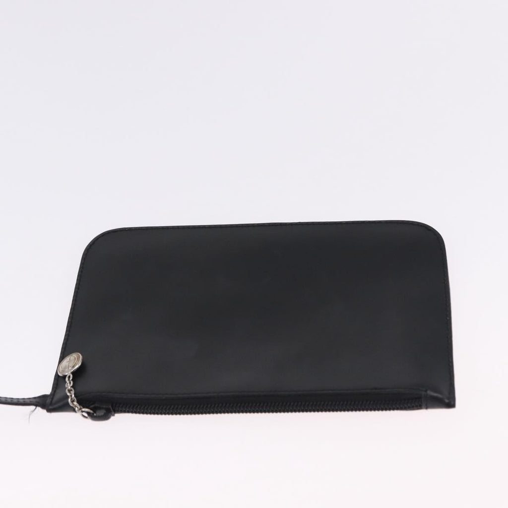 Gucci Black Leather Shoulder Bag with Silver Strap