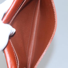 Load image into Gallery viewer, Louis Vuitton Epi Clutch
