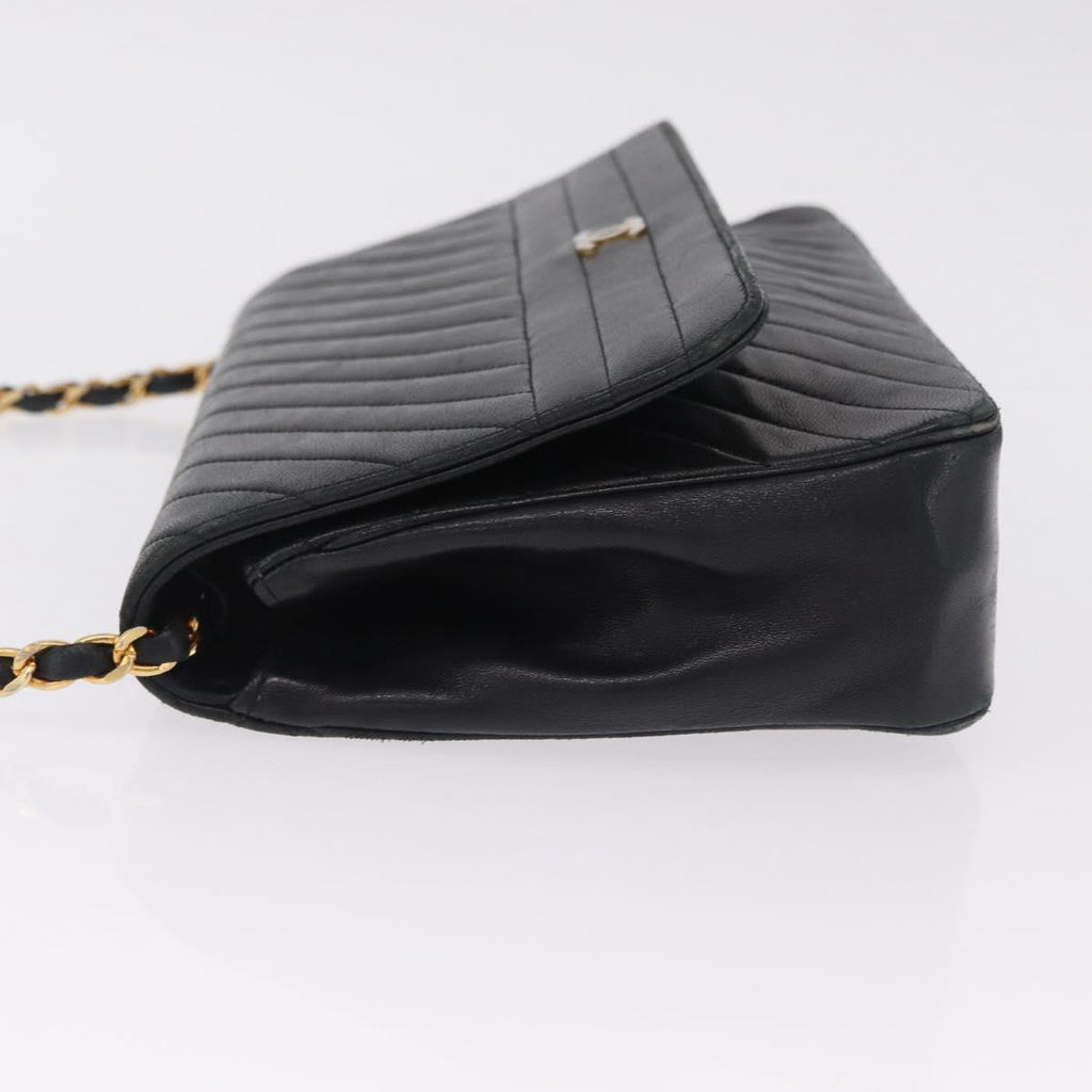 Chanel Black Chevron Stitch Flap Bag photo 5