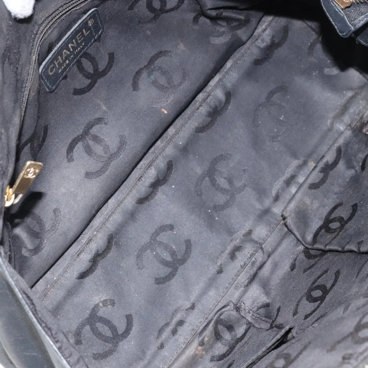 Chanel V-stitch Handbag