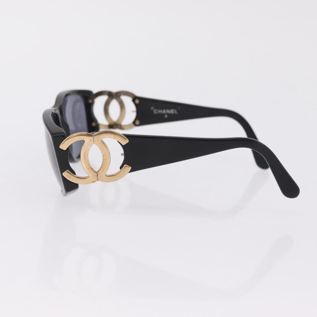 Chanel Black CC Logo Sunglasses CC logo temple
