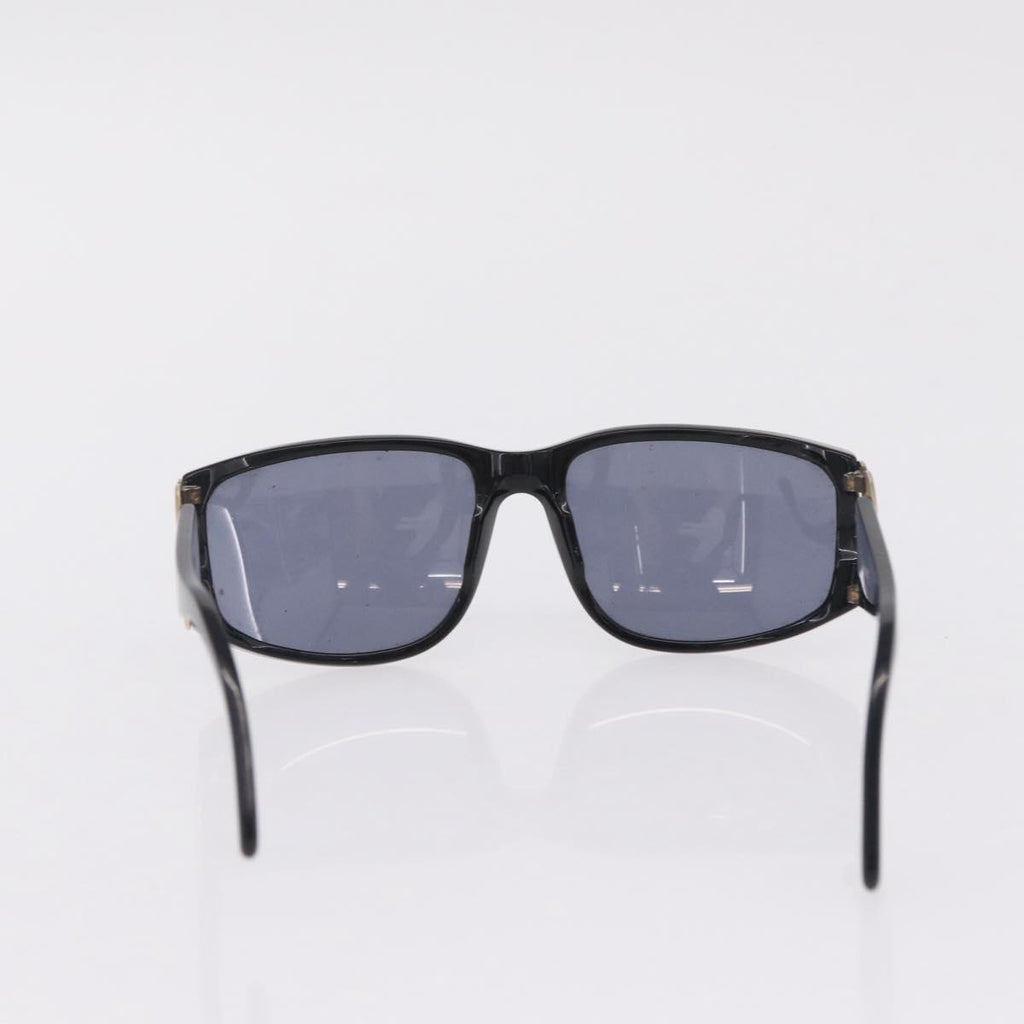 Chanel Black CC Logo Sunglasses detail