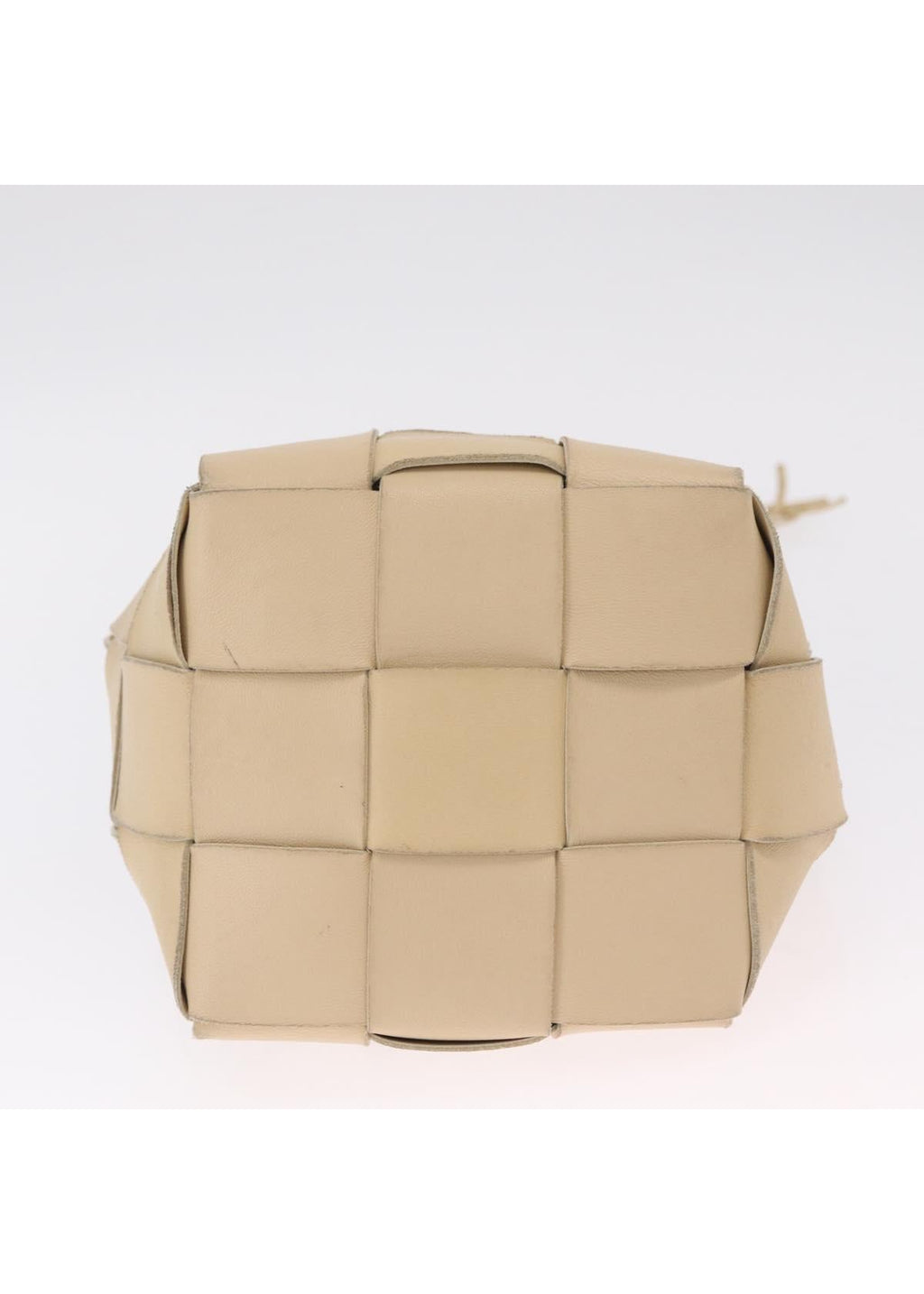Bottega Veneta Tan Intrecciato Bucket Bag base