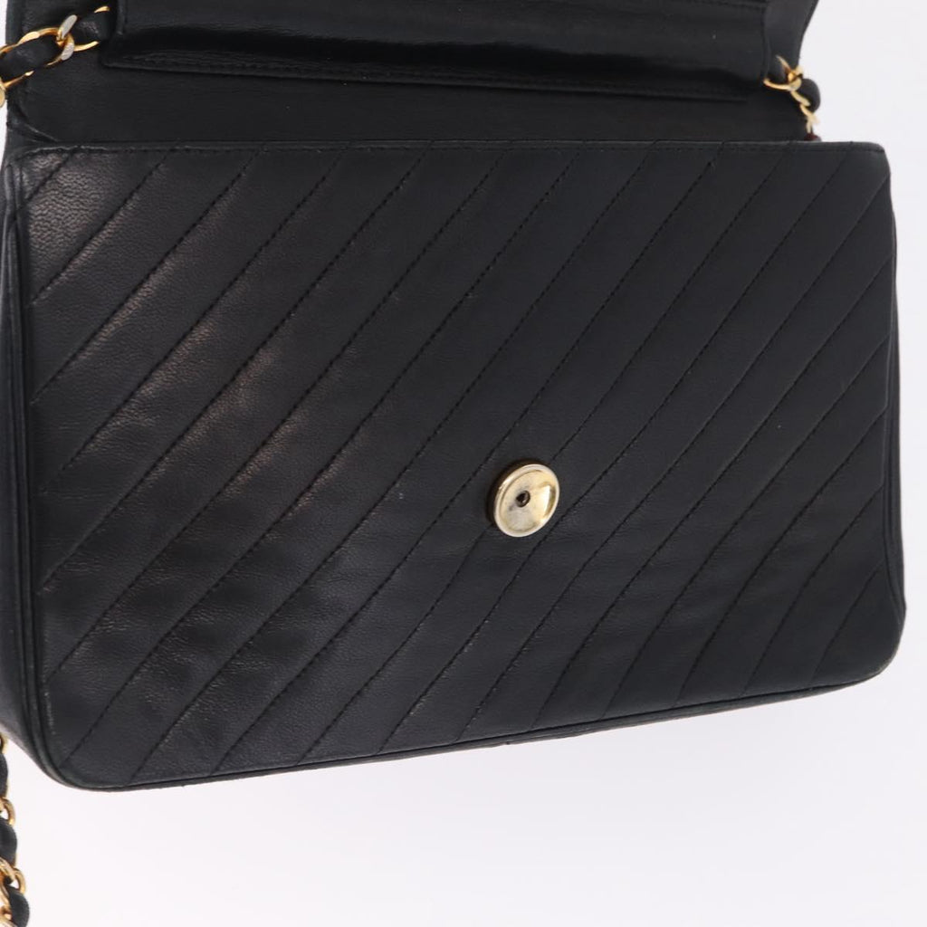 Chanel Black Chevron Stitch Flap Bag photo 17