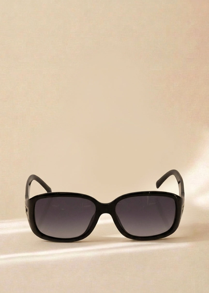 Fendi Black Rectangle Sunglasses cover