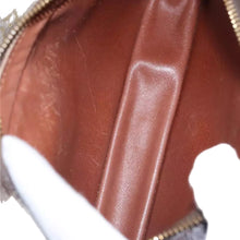 Load image into Gallery viewer, Louis Vuitton Shoulder Bag
