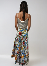 Load image into Gallery viewer, Dolce &amp; Gabbana Floral Skirt
