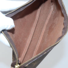 Load image into Gallery viewer, Louis Vuitton Monogram Pochette
