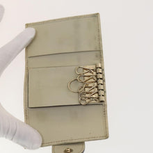 Load image into Gallery viewer, Gucci Cream Monogram Heart Wallet
