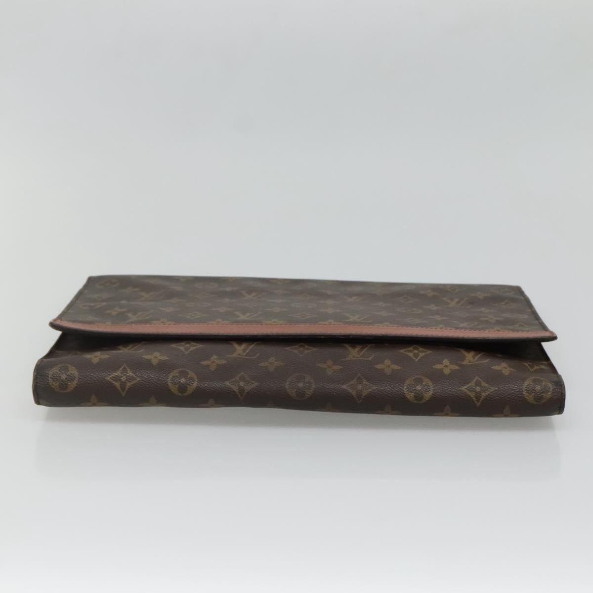 Louis Vuitton Monogram Clutch