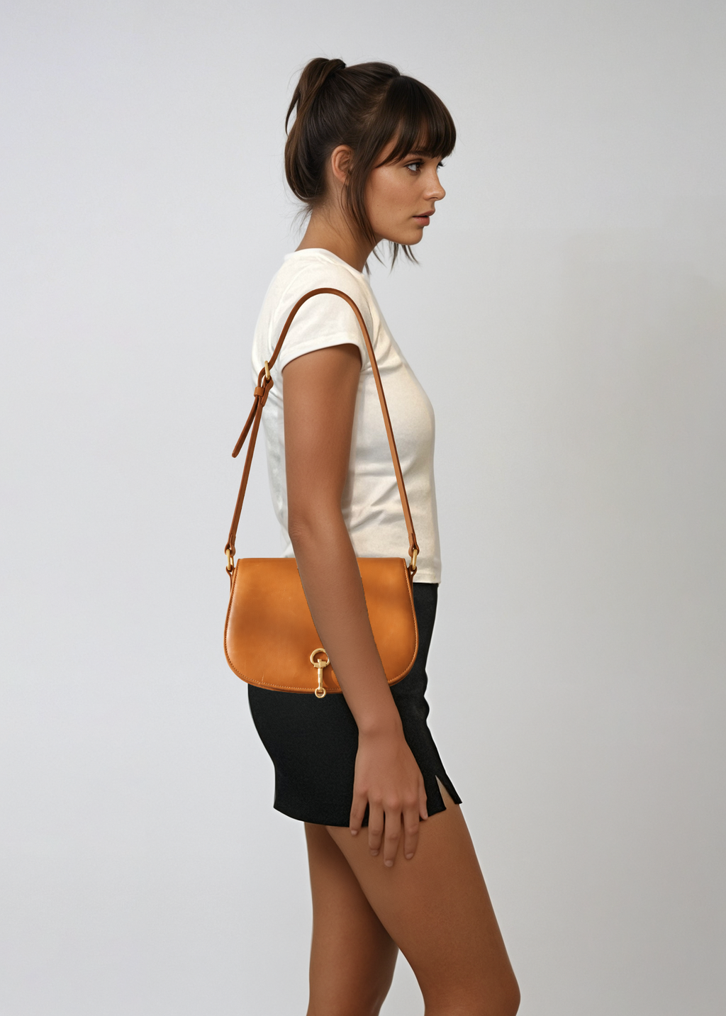 Gucci Tan Leather Horsebit Shoulder Bag