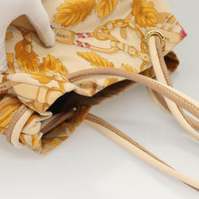 Load image into Gallery viewer, Loewe Chain Tote
