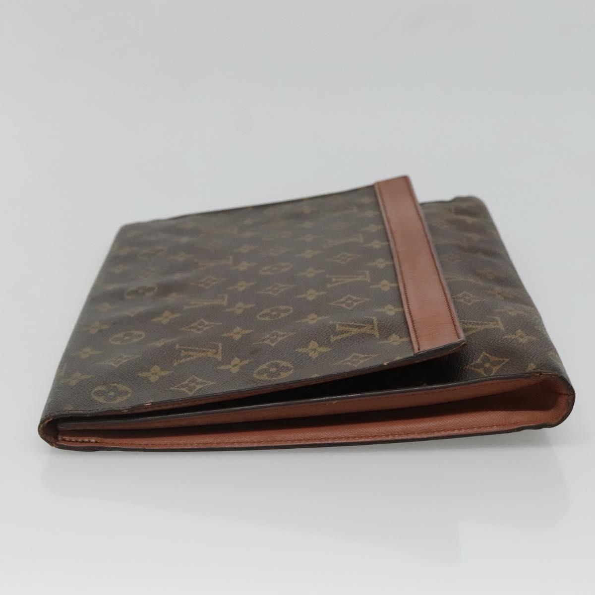 Louis Vuitton Monogram Clutch