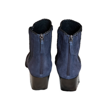 Load image into Gallery viewer, Alexandre Birman Suede Booties
