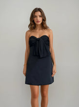 Load image into Gallery viewer, Giambattista Valli Black Bow Dress
