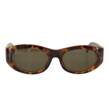 Load image into Gallery viewer, Fendi Tortoise Sunglasses
