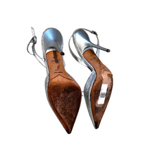 Load image into Gallery viewer, René Caovilla Rhinestone Heel

