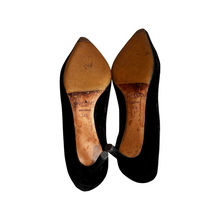 Load image into Gallery viewer, Jimmy Choo Crushed Velvet Heels
