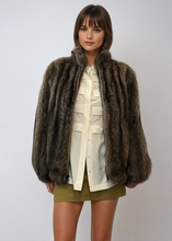 Load image into Gallery viewer, Brown Zip Up Fur
