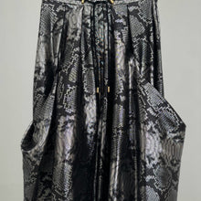 Load image into Gallery viewer, Balmain Snakeskin Printed Skirt
