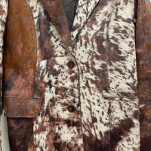 Load image into Gallery viewer, Cowhide Jacket
