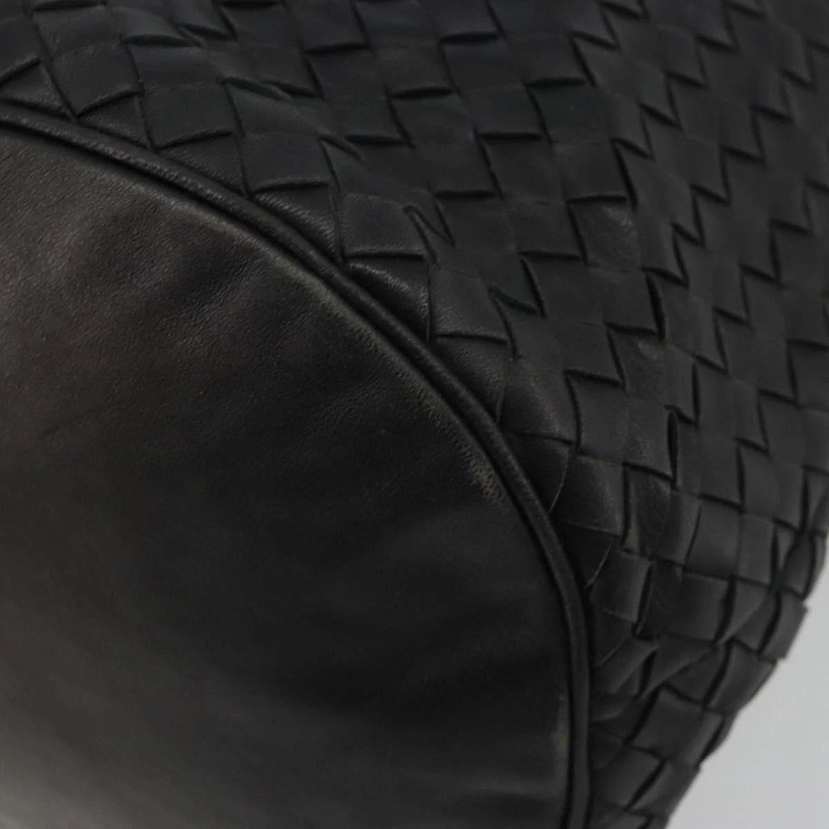 Bottega Veneta Intrecciato Black Bucket Bag