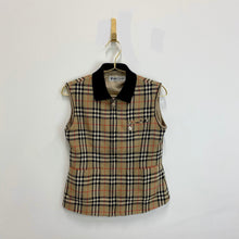 Load image into Gallery viewer, Pierre Cardin Plaid Vest
